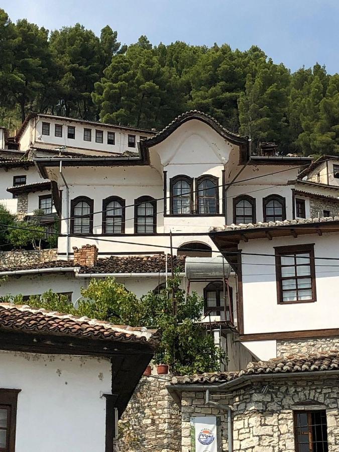 Hotel Nasho Vruho Berat Exteriör bild