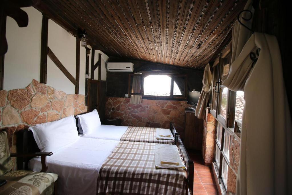 Hotel Nasho Vruho Berat Exteriör bild