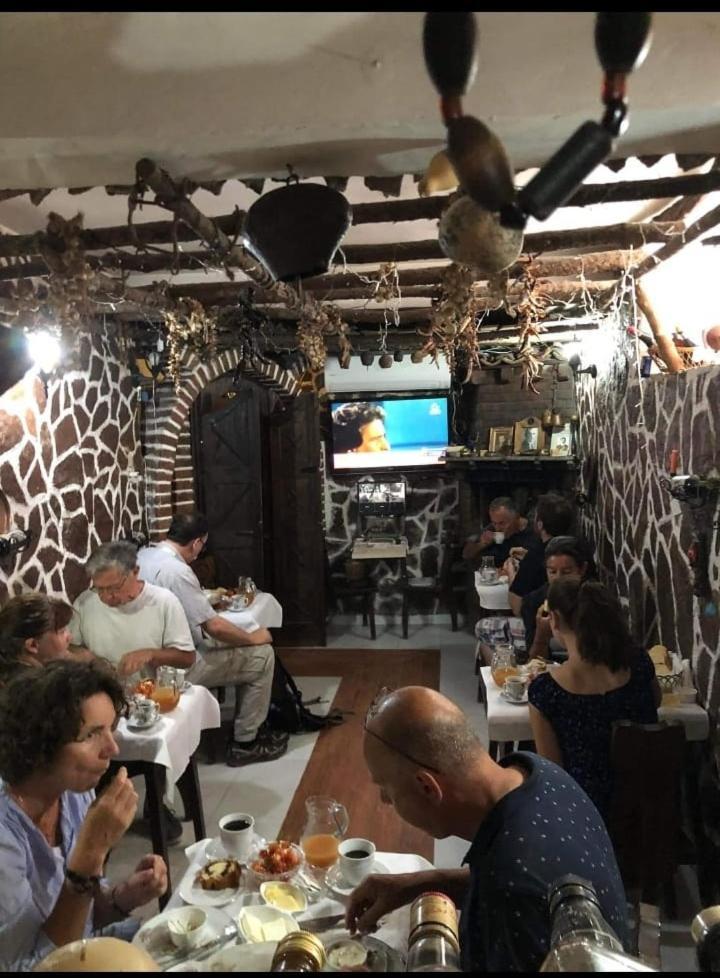 Hotel Nasho Vruho Berat Exteriör bild